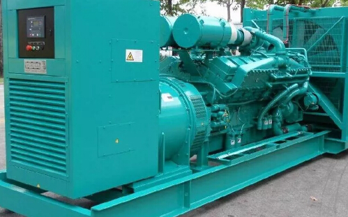 富顺柴油发电机组冬季使用中需要注意哪些事项？